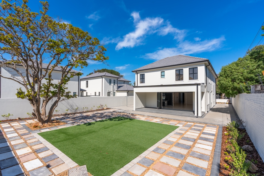 To Let 4 Bedroom Property for Rent in Pinelands Western Cape